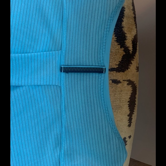 Lululemon Race Me Long Sleeve Tee in Blue Stripe - Picture 4 of 8